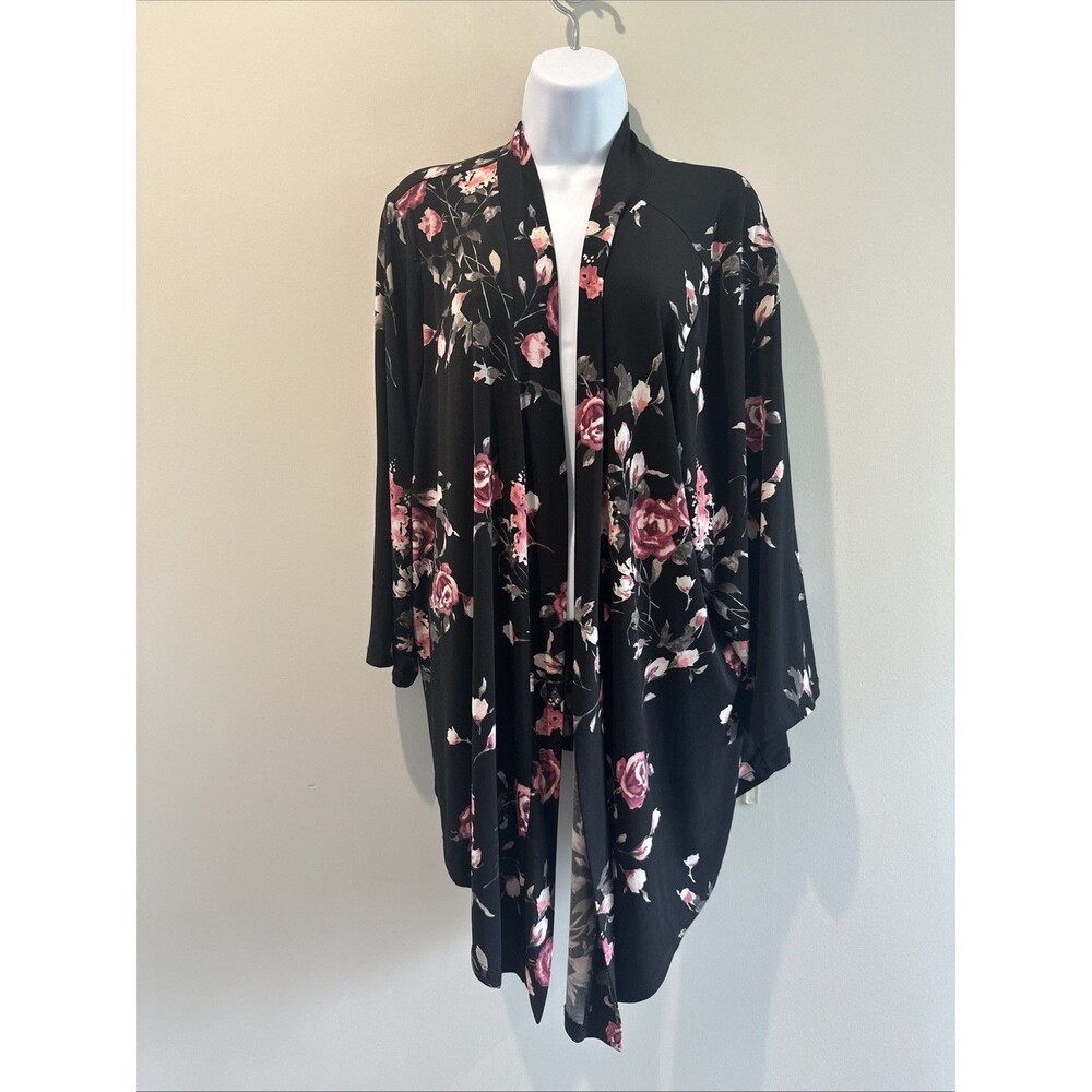 Torrid Size 3 3X Black Floral Open Front Cardigan Kimono Romantic Goth